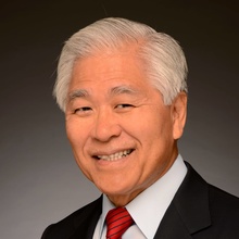 Sidney K. Ayabe (70JD) 2021 Alumni Achievement Award